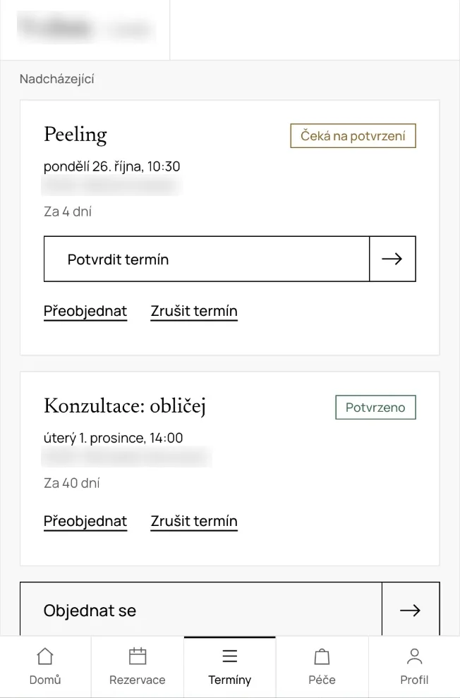Náhled demo aplikace pro kliniku, názvy rozmazané